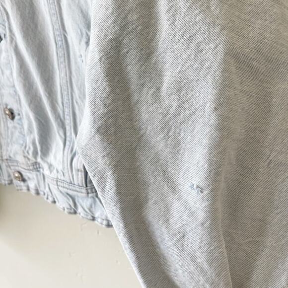 American Eagle Outfitters Light Wash Denim Jacket Trucker Coat Size XXL - Picture 2 of 6